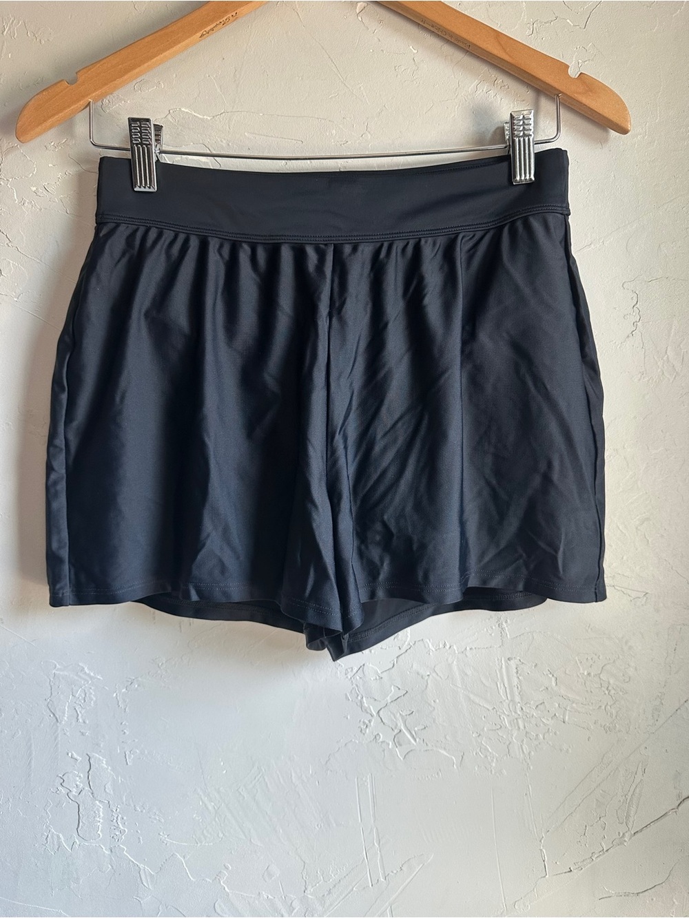 L.L.Bean Black Swim Shorts Built In Brief UPF 50+ Beach Resort Athletic Sz 8